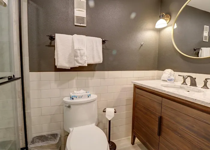 Cm216 2br 2ba Apartment *